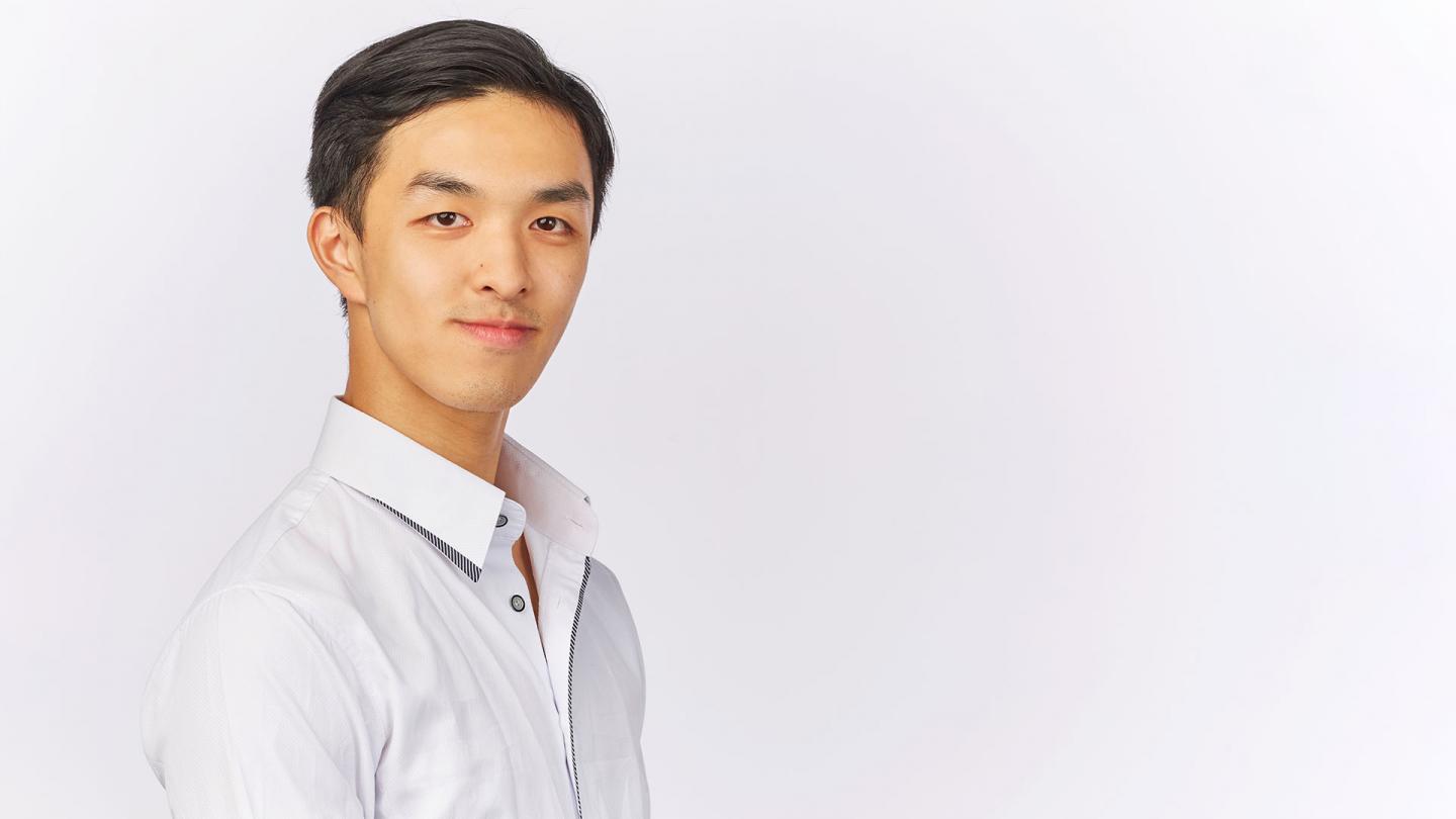 Northern Ballet dancer George Liang. Photo Justin Slee.