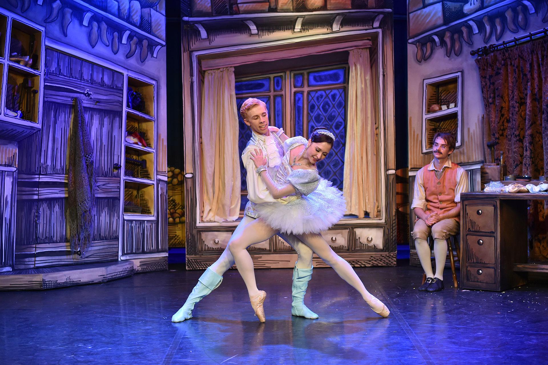 Elves & the Shoemaker, production, 2014, Sean Bates and Luisa Rocco as Prince Edward and Princess Pearl, photo Brian Slater Prince Edward and Princess Pearl dance beautifully in their new shoes