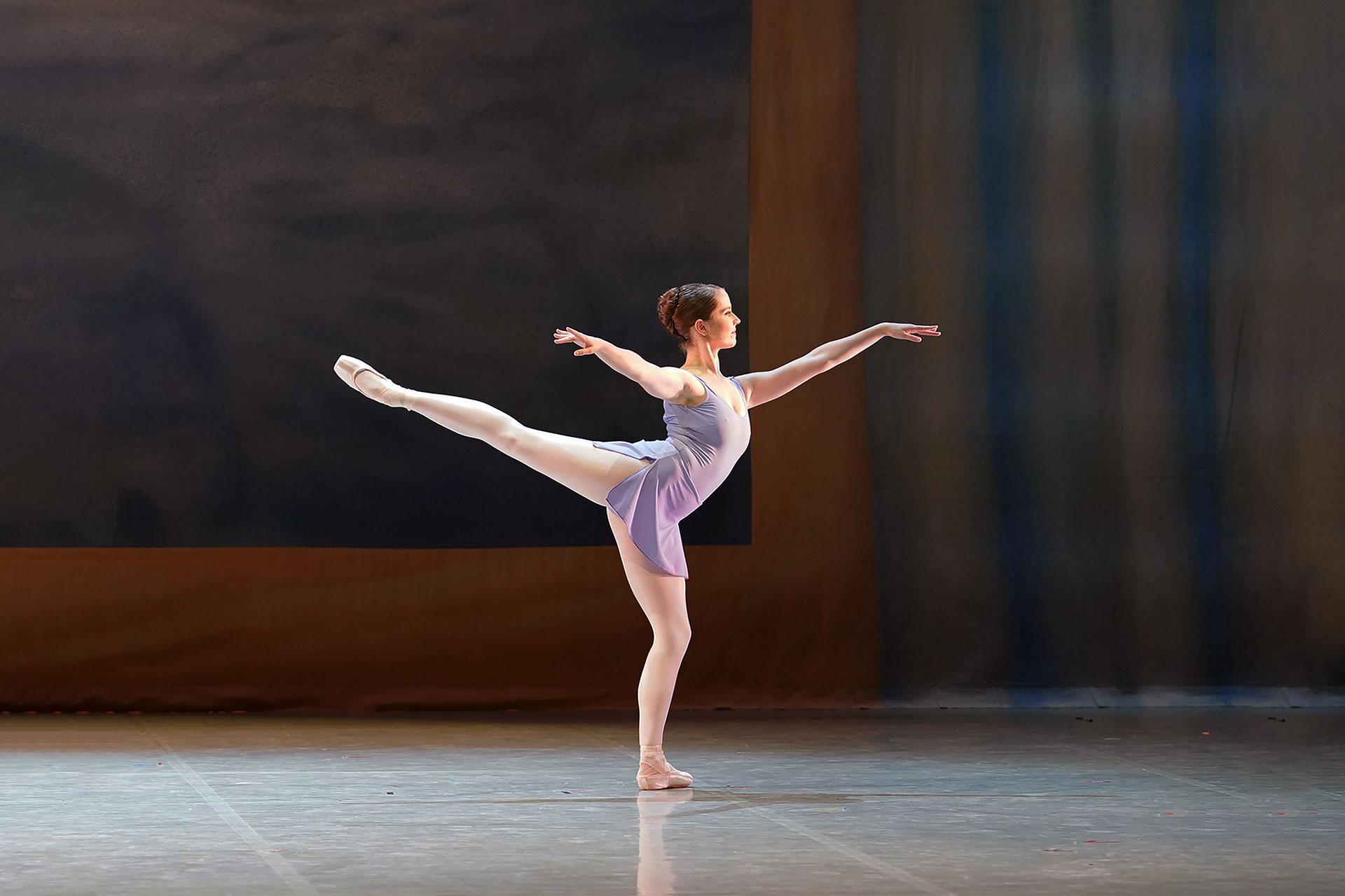 MacMillan, Concerto, production, 2017, Dominique Larose, photo Emma Kauldhar Dominique Larose in Concerto