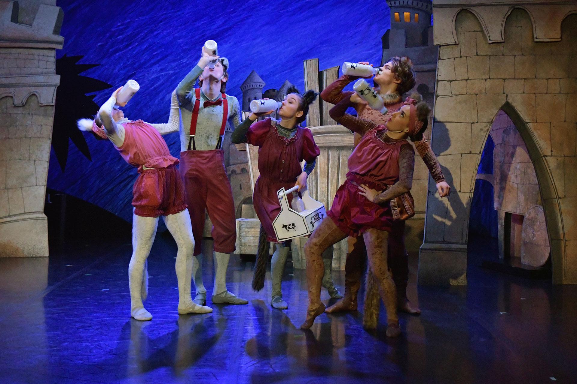 Puss in Boots, 2018, Northern Ballet dancers as the village cats, photo Brian Slater The village cats hang on street corners drinking milk