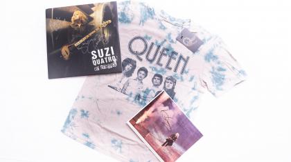 Silent Auction - Queen & Suzi Quatro lot